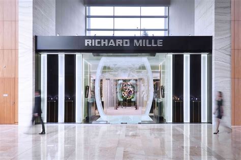 richard mille boutiques.